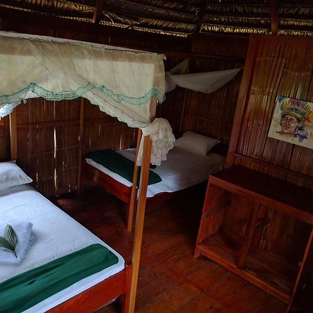 Green Forest Ecolodge Puerto Montufar Exterior foto